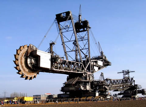 world-largest-digging-machine.jpg