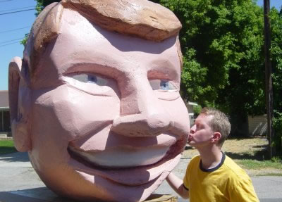 ken-jennings-big-styrofoam-head.jpg