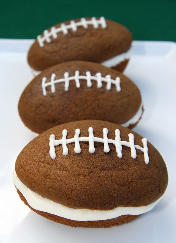 Football whoopie pies