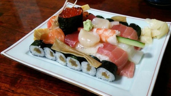 Sushi that looks like a tank